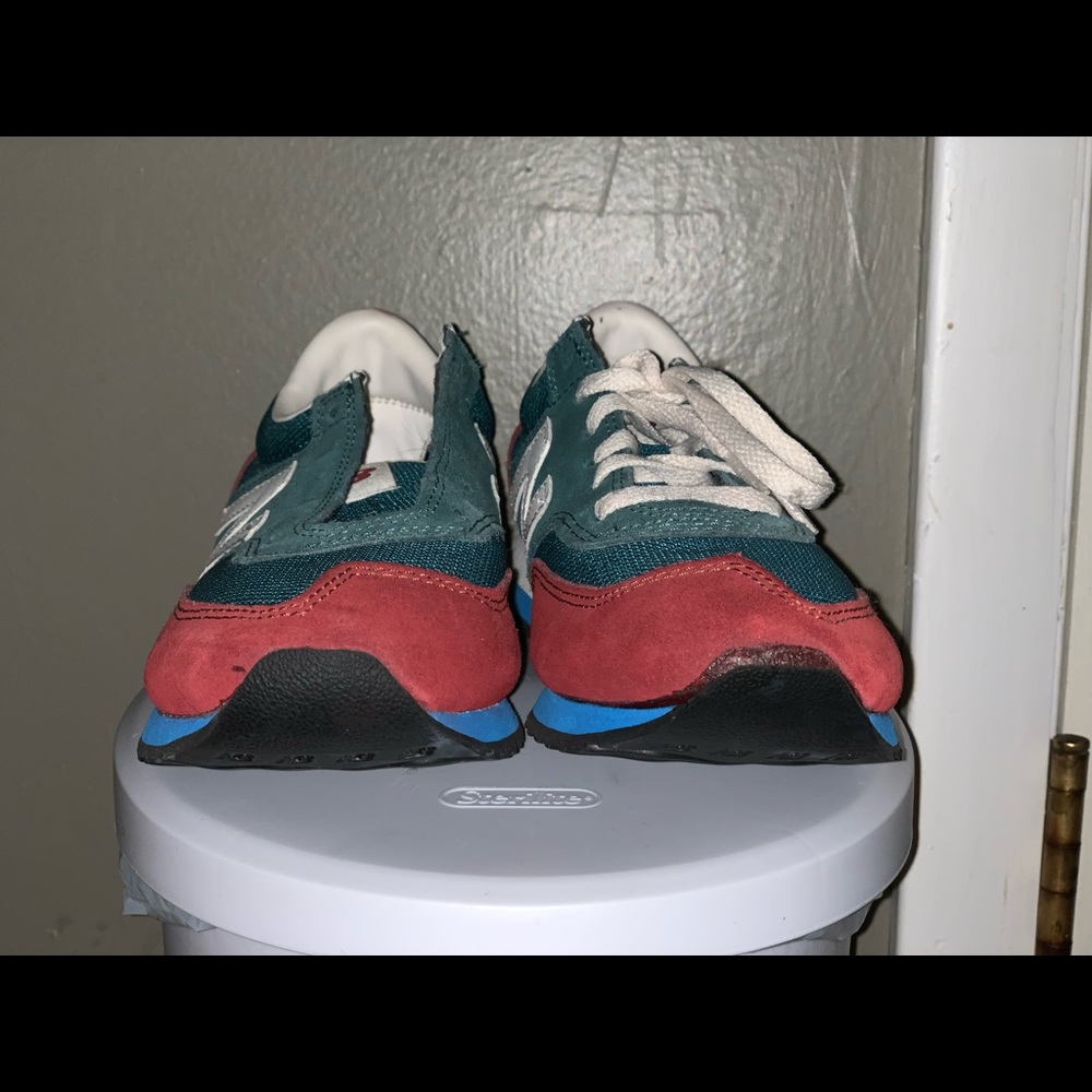 New balance shoes